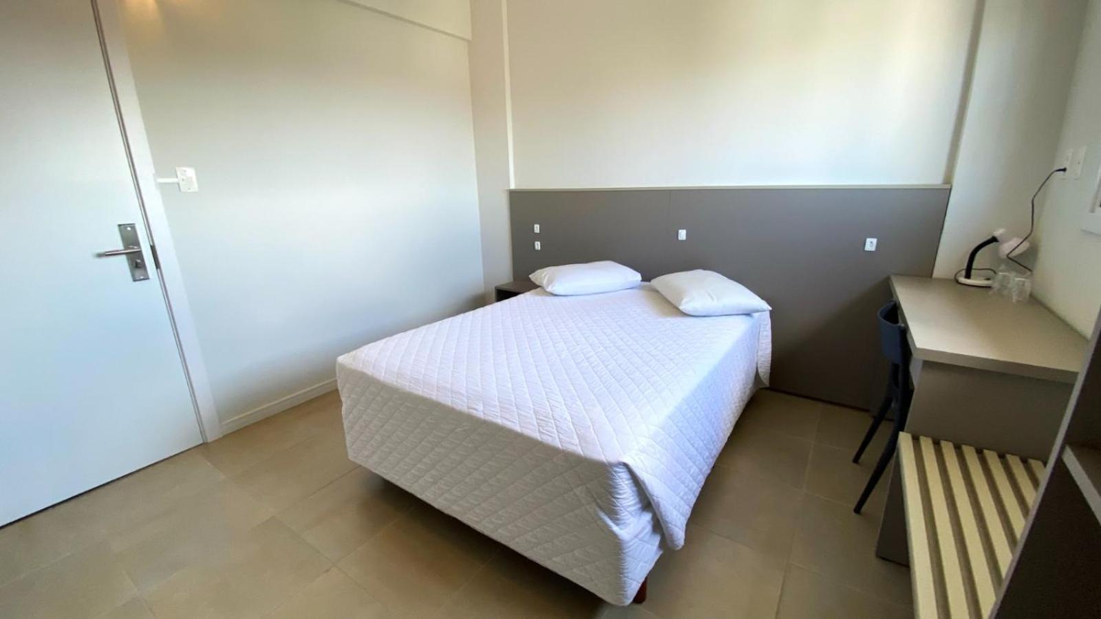 Oper Smart Apartment *