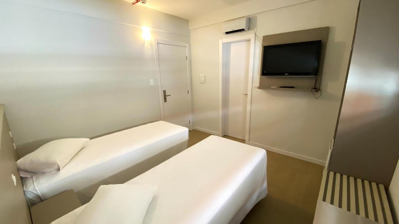 Oper Smart Apartment *